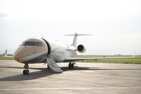 Открыть на весь экран Challenger 850 3